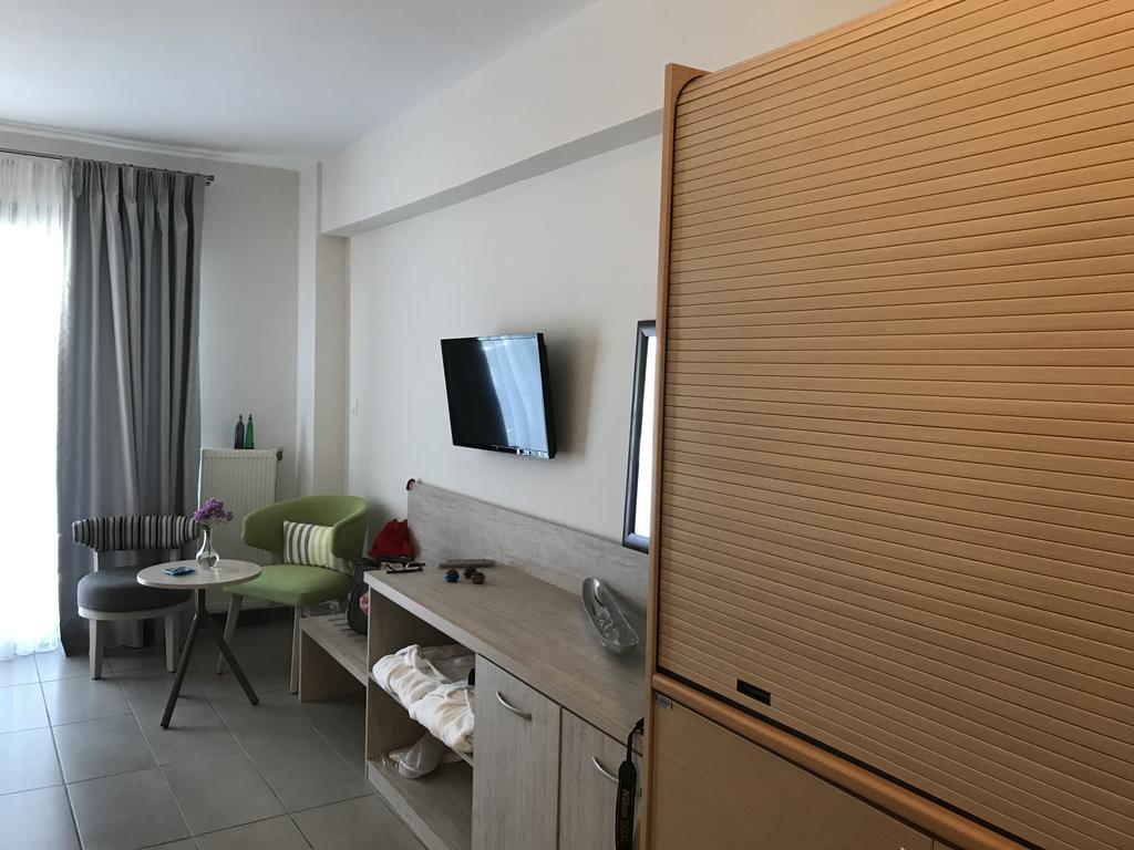 Lion Apartment Port Thessaloniki Exterior photo