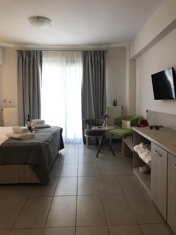 Lion Apartment Port Thessaloniki Exterior photo