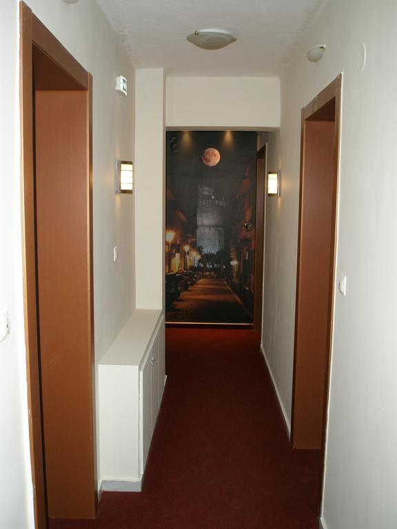Lion Apartment Port Thessaloniki Exterior photo